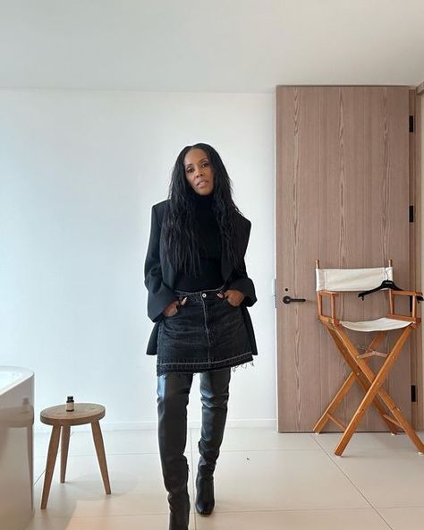 June Ambrose®️ on Instagram: "#lastyle file" June Ambrose Style, June Ambrose, Black Thigh High, Black Thigh High Boots, La Fashion, Thigh High Boots, Thigh Highs, High Boots, My Style