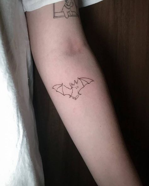 Line Animals, Bat Tattoo, Forarm Tattoos, Inner Forearm, Little Tattoos, Fine Line, Tattoo Artist, Tattoo Studio, Triangle Tattoo