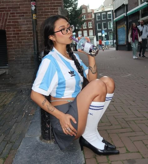 Adidas Soccer Shorts Outfit, Argentina Shirt Outfit, Bloquette Core Outfit, White Socks Women, Bloke Core, Football Outfit, Samba Outfit, Soccer Outfit, Sport Jersey