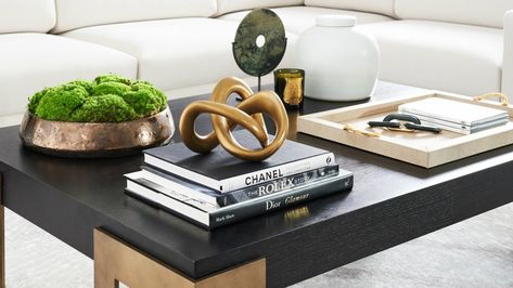 Discover the perfect formula for ultimate coffee table styling Coffee Table Centerpiece Ideas, Coffee Table Arrangements, Coffee Table Decor Living Room, Coffee Table Books Decor, What Is The Point, Coffee Table Centerpieces, Table Decor Living Room, Fine Living, Large Coffee Tables