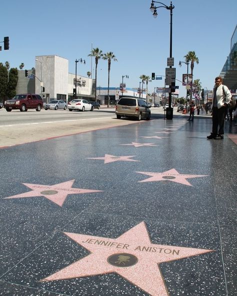 worlds best milkshakes🫶🏼🥤 Los Angeles Manifestation, Walk Of Fame Aesthetic, Los Angeles Beach, Los Angeles Aesthetic, La Life, Lombard Street, Los Angeles Travel, California City, City Of Angels