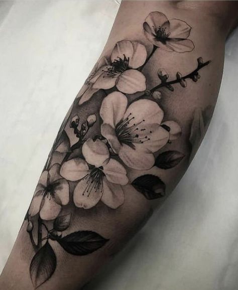 Tattoo Sleeve Floral, Sleeve Floral Tattoo, Flower Cover Up Tattoos, Tatuaje Cover Up, Tattoos Floral, Floral Back Tattoos, Catrina Tattoo, Flower Tattoo Drawings, Beautiful Flower Tattoos