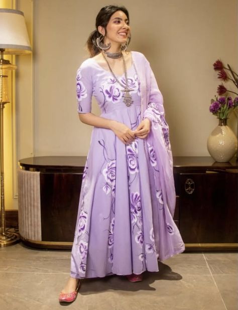 Aachho Jaipur, Frock Suit, Paint Styles, Designer Dresses Elegant, Purple Suit, Bridal Dupatta, Hand Painted Dress, Purple Suits, Fashion Design Collection