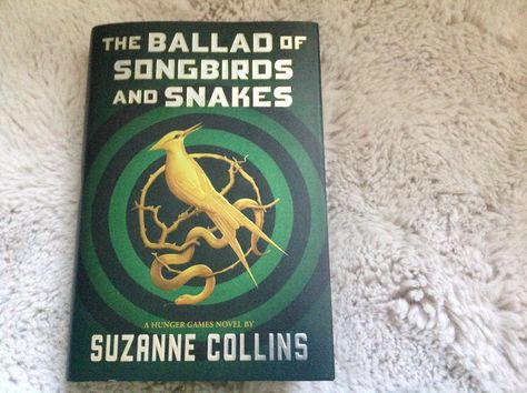 Suspenseful Books, Wicked Book, Popular Book Series, Ballad Of Songbirds And Snakes, Songbirds And Snakes, Book Story, Suspense Books, Suzanne Collins, Jacket Pattern Sewing