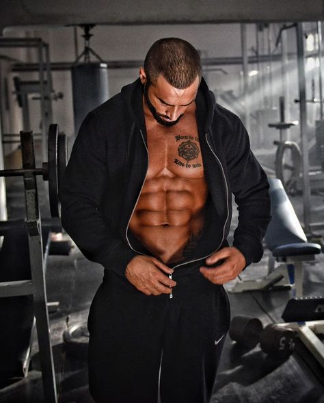 9,929 Likes, 75 Comments - Lazar Angelov (@lazar_angelov_official) on Instagram: “#abs” Lazar Angelov, Best Abs, Fitness Club, Fitness Trainer, Tattoos With Meaning, Fitness Quotes, Bodybuilder, Fitness Journey, Body Positivity