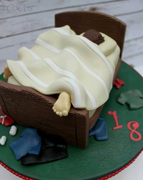 18th Bday Ideas, Birthday Bed, Boys 18th Birthday Cake, Birthday Cake Boy, Old Birthday Cake, Bed Cake, 18th Cake, Cake Boy, Mini Torte