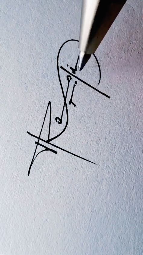 calligraphyvideo on Instagram: Comment your name below! 😊 Next signature? What are your thoughts? 💭 Rate it from 1-10! 😍 cc @extremofull22 #art #artist #signature… Artistic Signature Ideas, Letter R Signature Ideas, Art Instagram Name Ideas, Unique Signature Ideas, A Signature Ideas, H Signature Ideas, S Signature Ideas, R Signature Ideas, Name Art Designs Letters