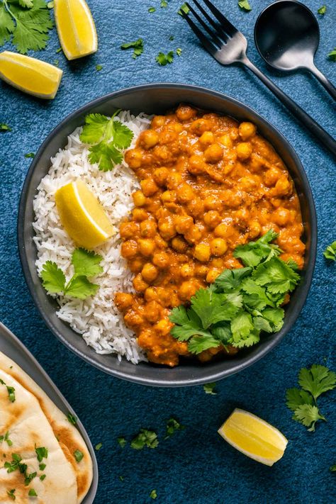 Good Vegan Recipes, Vegan Indian Dishes, Vegan Chana Masala, Vegan Entree Recipes, Vegan Curry Recipes, Vegan Indian Recipes, Vegan Asian Recipes, Weeknight Recipes, Easy Vegan Dinner