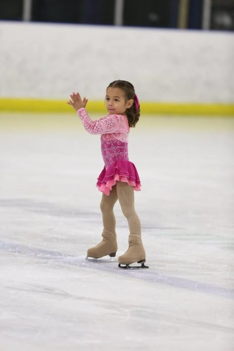 Toddler Ice Skating, Ice Skating Practice, Kids Ice Skating, Mom Bucks, Kids Ice Skates, Pink Helmet, Ice Skating Costumes, Figure Ice Skates, Dr Photos