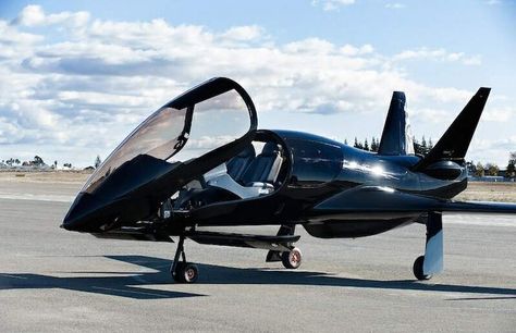 Valkyri smallest Private Jet  , - ,   The Valkyri priv... Small Private Jets, Personal Jet, Jet Privé, Luxury Jets, Private Aircraft, Wwii Airplane, Experimental Aircraft, Private Plane, General Aviation