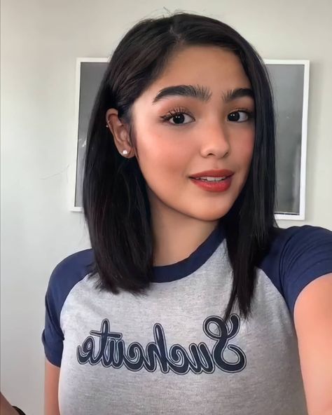 Filipina Makeup, Classy Makeup, Crop Top Summer, Pretty Babe, T Shirt Crop Top, Model Face, Creative Instagram Photo Ideas, Summer Crop Tops, Top Summer