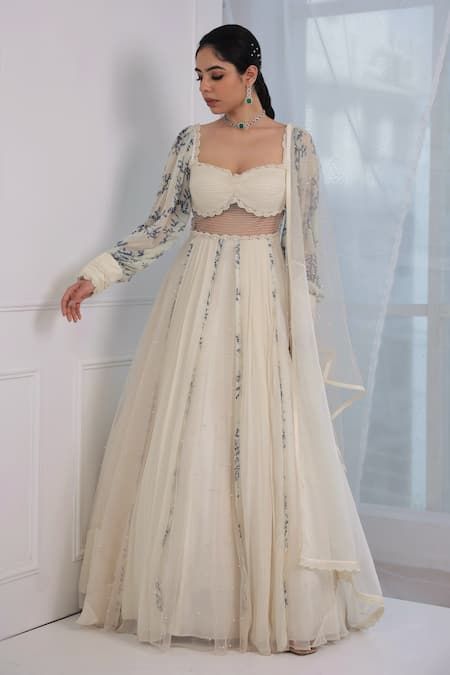 Buy Ivory Georgette Printed Floral Sweetheart Neck Anarkali With Dupatta For Women by Amit Sachdeva Online at Aza Fashions. Full Sleeves Designs For Dresses, Georgette Outfits, Indian Outfits Women, Full Sleeves Pattern, Traditional Wear For Women, Floral Print Anarkali, Indian Outfits Modern, Anarkali Designs, Anarkali With Dupatta