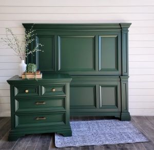 Furniture Design Ideas Featuring Green | General Finishes Design Center Green Nightstand, Forest Green Bedrooms, Trailer Redo, Green Bedroom Furniture, Green Nightstands, Home Depot Paint, Green Painted Furniture, Arizona Decor, Armoire Makeover