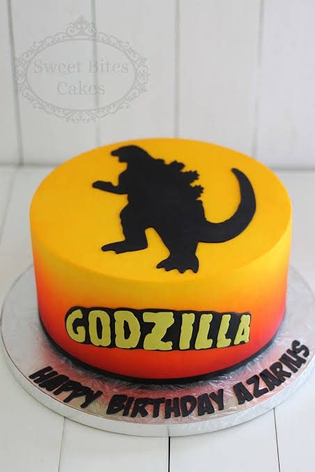 Godzilla Cake, 2d Cake, Godzilla Party, Godzilla Birthday Party, Godzilla Birthday, 1st Birthday Themes, Flower Gift Ideas, Fancy Cakes, Boy Party