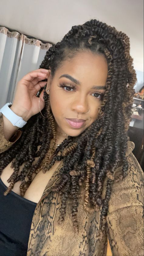 Big Spring Twist Braids, Small Spring Twists Long, Bomb Twists Hairstyles, Medium Spring Twist, Brown Spring Twists, Auburn Spring Twists, Afro Springy Twist, Ombre Spring Twist, Child Hairstyles