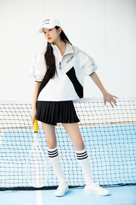 Tennis Photoshoot, Tennis Photography, Moon Ga Young, Black Curls, Fitness Wear Outfits, Sporty Casual, Ulzzang Fashion, Tennis Clothes, Korea Fashion