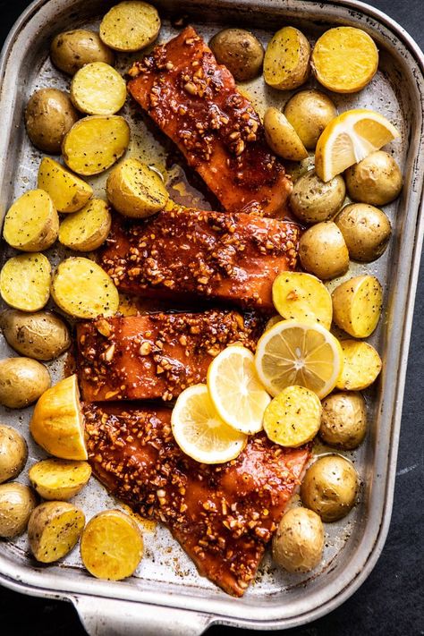 Sheet Pan Blackened Salmon Bowl with Potatoes and Avocado Goddess Sauce | halfbakedharvest.com #shetpan #healthyrecipes #easyrecipes #bowlfood #salmon Potatoes And Avocado, Salmon And Potatoes, Sheet Recipes, Half Baked Harvest Recipes, Blackened Salmon, Salmon Bowl, Harvest Recipes, Fast Dinners, Half Baked