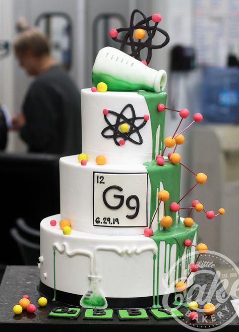 Chemistry - Science Fondant Iced Birthday Cake Mad Science Birthday Cake, Chemistry Cake Ideas, Chemistry Cake, Themed Cake Ideas, Science Cake, Science Birthday Party Ideas, Scientist Birthday Party, Mad Scientist Birthday, Scientist Birthday