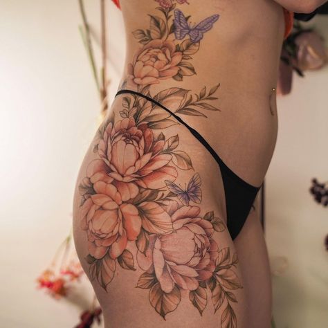 Melanie 🌸 | Full colour side & thigh piece for Valerie ♥️ we did this in 2 sessions :) thank you so so much!! #peonytattoo #peony #butterfly… | Instagram Hip Peony Tattoo, Peony Tattoo Hip Thigh Piece, Flower And Butterfly Tattoo Thigh Piece, Peony Tattoo Thigh, Female Side Tattoos Rib Cage, Side Floral Tattoo, Big Thigh Flower Tattoo, Floral Side Piece Tattoo, Thigh Flower Tattoo Color