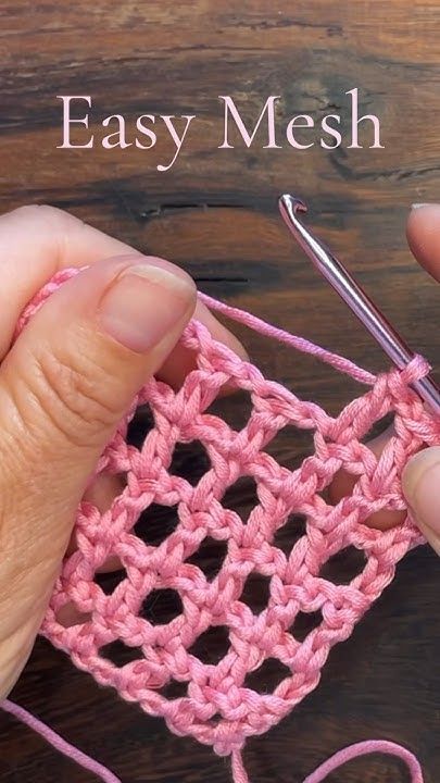 Easy Crochet Mesh Pattern Tutorial #crochettutorial  #retrocrochet  #eas... How To Crochet Mesh Stitch, Crochet Mesh Pattern, Mesh Stitch, Quick Crochet Patterns, Mesh Pattern, Crochet Fashion Patterns, Quick Crochet, Square Crochet, Granny Square Crochet Pattern