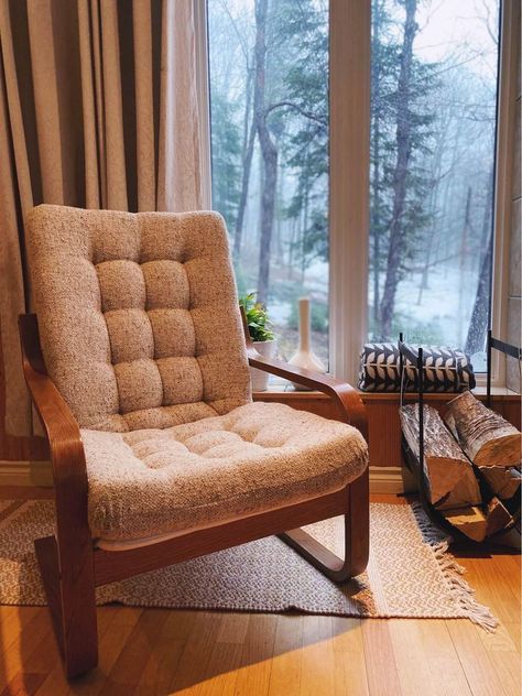 Poang Chair, Upcycle Chair, French Country Design, Room Goals, Moving House, New House Plans, Redo Furniture, Living Room Chairs, Floor Chair