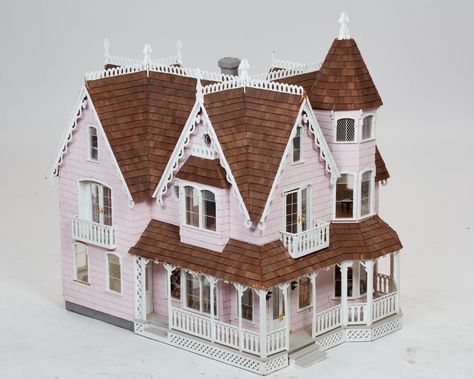 Lot - A Victorian style pink and white painted furnished doll house, 20th century Doll House Colors Schemes, Pink Victorian House Minecraft, Miniature Victorian House, Pink Victorian House, Dolls House Pink, Elaborate Doll Houses, Pink Victorian Dollhouse, Pink Dollhouse, Pink Victorian