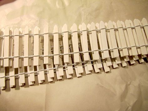 Miniature Fence Diy, Christmas Village Fence Diy, Mini Picket Fence Ideas, Diy Picket Fence Decoration, Small Picket Fence, Wire And Wood Fence, How To Make Fence, Diy Fence Ideas, Picket Fence Decor