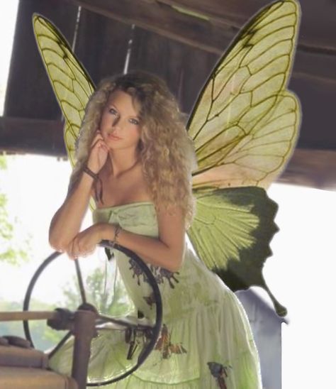 Taylor Swift Winx Club, Fairy Taylor Swift, Taylor Swift Fairy, Taylor Swift Playlist, Taylor Swift Debut, Taylor Swift Singing, Swift Aesthetic, Baby Taylor, Taylor Swift Fan Club