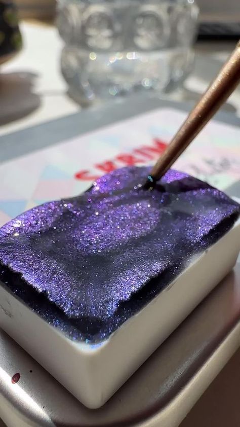 Behold the shimmer! @zarin.artist uses our Shimmer and Shine Box to transform a simple flower into a dazzling masterpiece. 

🌸✨ Experience the magic yourself and add some sparkle to your palette!

Visit the link in our bio and subscribe to our newsletter to get 15% off of your first order! Art Supplies Aesthetic, Painting Ideas Easy Simple Aesthetic, Skrim Watercolors, Diy Painting Ideas, Sparkle Aesthetic, Painting Ideas Easy Simple, Metallic Art, Painting Ideas Easy, Simple Aesthetic