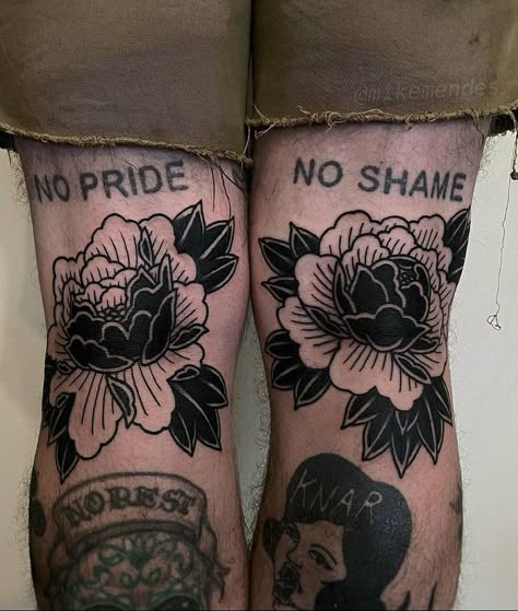 Traditional Tattoo Knee, Black Peonies, Leg Tats, Thanks A Lot, Traditional Tattoo Art, Knee Tattoo, Tattoo Portfolio, Black Ink Tattoos, Simplistic Tattoos