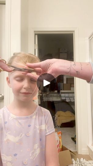 How to cut bangs | Cutest little bangs! 

#kids #hairtutorial #momlife | By The Epik Life | So I wanted to show you guys
how I do cozy's bangs and how I cut them into this style. I've
had a lot of people ask me about it and I thought I would
give you a little tutorial. So the first thing is we're
going to brush the bangs down and we're going to separate the
back hair from the bangs and this time we decided to do it a
little bit more so she would have like the side bang and
I'll tell you more about that in a minute but I am creating a
straight line just like this right next to her ear straight
down and we're going to brush all of it forward and then
after we brush it forward we're going to take it all right into
the middle from the sides all the way into the middle where
her nose is and we' Bangs For Kids, Cut Bangs, Front Bangs, How To Cut Bangs, Side Bangs, Straight Line, A Lot Of People, Diy For Girls, Kids Hairstyles