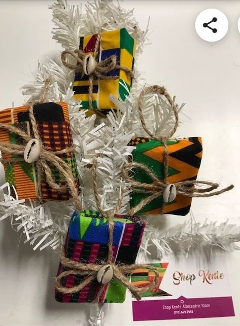 Kwanzaa Christmas Tree, African Theme Christmas Tree, African Christmas Decor, Christmas Decor Recycled, African Christmas Decorations, Diy Kwanzaa Decorations, Kwanzaa Decor, Miniature Presents, Recycled Ornaments