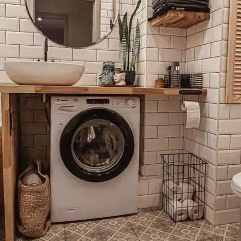 Winter Balcony, Industrial Boho, Modern Balcony, Apartment Modern, Bathroom Inspiration Decor, Laundry Room Design, Small Bathroom Decor, Laundry In Bathroom, Balcony Ideas