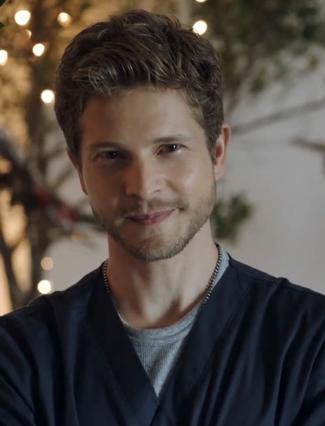 Matt Czuchry Matt Zchury, Matt Czuchry Gilmore, Matthew Czuchry, Matt Czuchry The Resident, Conrad Hawkins, The Resident Tv Show, Logan Huntzberger, Rory And Logan, Matt Czuchry