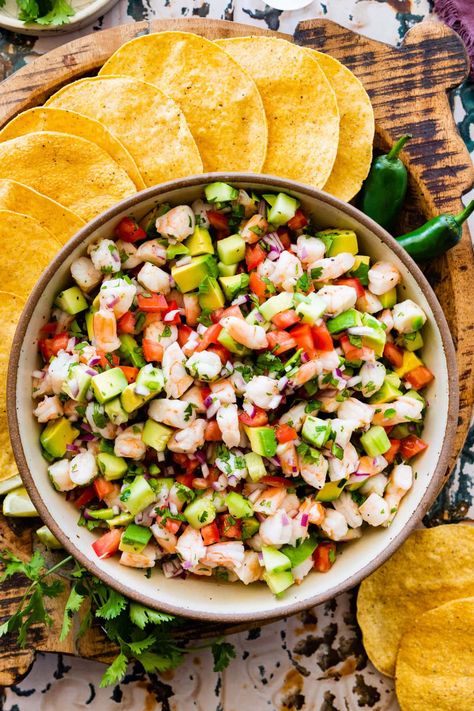 Civeche Recipe, Best Ceviche Recipe, Easy Shrimp Ceviche Recipe, Shrimp Ceviche With Avocado, Easy Shrimp Ceviche, Recipe With Avocado, Mexican Main Dishes, Shrimp Ceviche Recipe, Seafood Dish Recipes