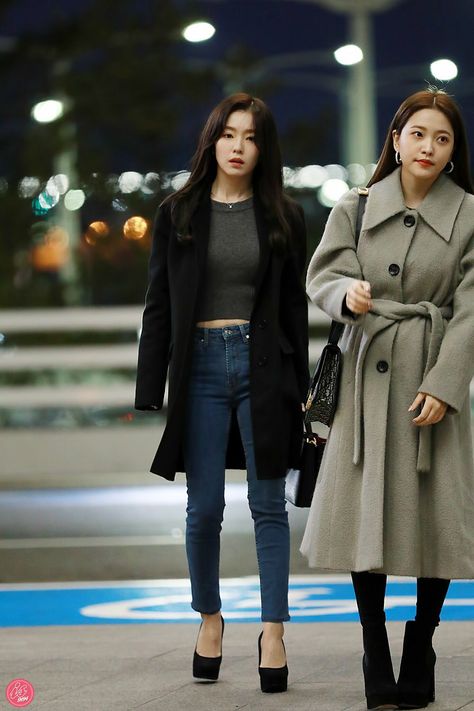 Red Velvet Irene Airport Fashion, Irene Fashion, Irene Style, Red Velvet Outfit, Airport Fashion Kpop, Red Velet, Yeri Red Velvet, Irene Kim, Irene Bae