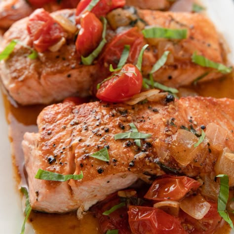 Cherry Tomatoes Recipe, Cherry Tomato Recipes, Ina Garten Recipes, Tomatoes Recipe, Food Network Canada, Seared Salmon, Barefoot Contessa, Tomato Recipes, Spring Recipes