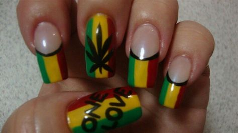 Bob Marley Nails, Baby Nail Art, Jamaica Nails, Rasta Nails, Architecture Memes, Music Nails, Hand Painted Nail Art, Long Nail Art, Hippie Nails