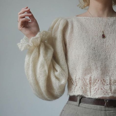 Pull Mohair, Romantic Blouses, Pola Sulam, Knit Outfit, Blouse Pattern, Knit Fashion, Lace Pattern, Knitting Inspiration, Knit Hat