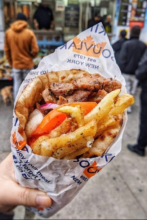 Greek Fries, Best Food Trucks, New York Food, Food Catering, Greek Food, Food Trucks, Greek Recipes, Food Obsession, International Recipes