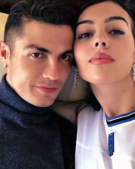 Cristiano Ronaldo Irina, Ronaldo Wife, Money Images Cash Indian, Youtube Growth, Cristiano Ronaldo Style, Social Media Specialist, Cristiano Jr, Ronaldo Photos, Cr7 Jr