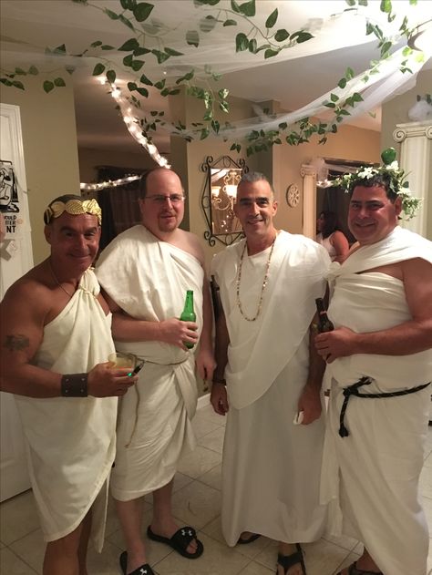 Greek Mythology Party Outfit, Greek Party Costume, Toga Theme Party, Olympus Party Theme, Greek Party Outfit, Greek Goddess Party Theme, Greek Theme Party Outfit, Toga Outfit Men, Toga Party Decor