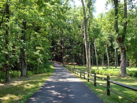 Ohio Hikes, Cypress Swamp, Holly Tree, Formal Gardens, Ornamental Trees, Memorial Stones, Old Farm, Walking Trails, Picnic Area