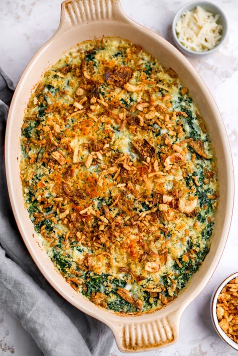 Creamed Spinach Gratin, Spinach Gratin, Spinach Souffle, Creamed Spinach Recipe, Spinach Casserole, Cooking Onions, Garlic Seasoning, Crispy Onions, Creamy Spinach