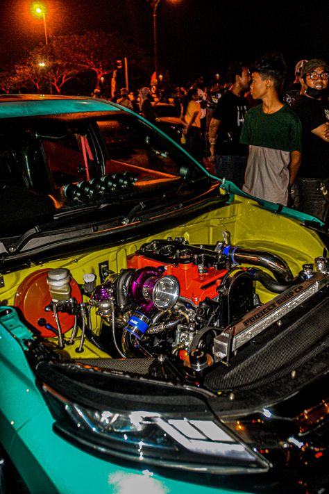 Car Engine Aesthetic, Illegal Car Race Aesthetic, Illegal Street Racing Aesthetic, Car Show Aesthetic, Car Engine Wallpaper, Car Mechanic Aesthetic, Engine Aesthetic, Illegal Racing Aesthetic, Japanese Street Racing