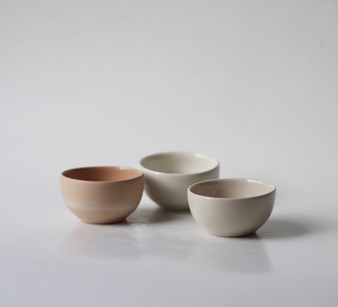 Small ceramic bowls Decorative Ceramics, Small Ceramic Bowl, Ceramics Studio, Mini Bowls, Two Sisters, Ceramic Studio, Handcrafted Ceramics, Ceramic Decor, Ceramic Bowls