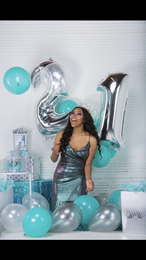 Teal Photoshoot, Birthday Loading, 21 Photoshoot, Teal Birthday, 33 Birthday, Bday Photoshoot, 18th Birthday Outfit, 22 Birthday, Bday Shoot