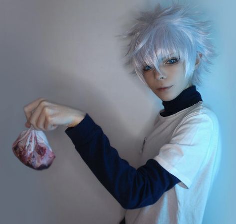 #wigs #killua Killua Costume, Cosplay Killua, Killua Outfit Hxh, Killua Hair Down, Killua Cosplay, Killua Zoldyck Cat Face, Easy Cosplay, Casual Cosplay, Best Cosplay