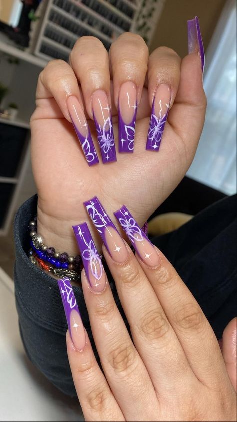 Dark Purple Nail Ideas Acrylic, Purple Bottom Nails, 18th Birthday Nails Purple, Bratz 21st Birthday, 21st Birthday Nails Purple, Dark Purple Nail Ideas, Dark Purple Acrylic Nails Design, Purple Aquarius Nails, Dark Purple Quinceanera Theme