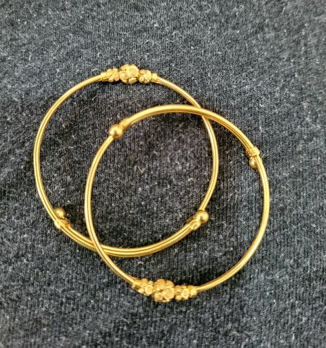 Light weight adjustable baby girl gold bangles💕💕👍💍🙂💕 Baby Girl Gold Jewellery, Adjustable Gold Baby Bangles, Gold Bangles For Baby Girl, Bangles For Baby Girl Gold, Baby Gold Bangles, Baby Jewelry Gold, Kids Bangles, Baby Bangles, Gold Bridal Jewellery Sets